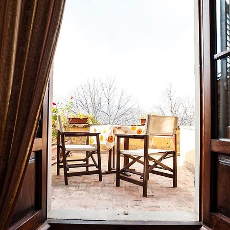 B&B Palazzo Al Torrione 2 Σαν Τζιμινιάνο Εξωτερικό φωτογραφία