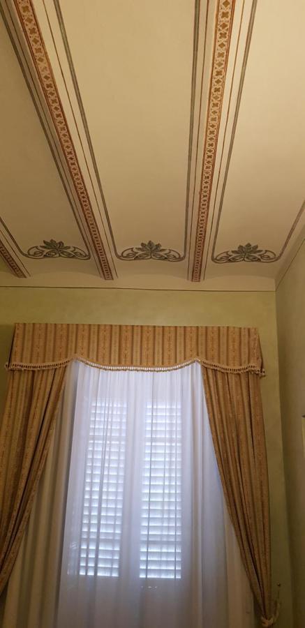 B&B Palazzo Al Torrione 2 Σαν Τζιμινιάνο Εξωτερικό φωτογραφία