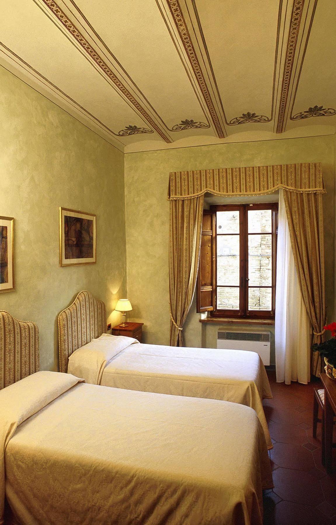 B&B Palazzo Al Torrione 2 Σαν Τζιμινιάνο Εξωτερικό φωτογραφία